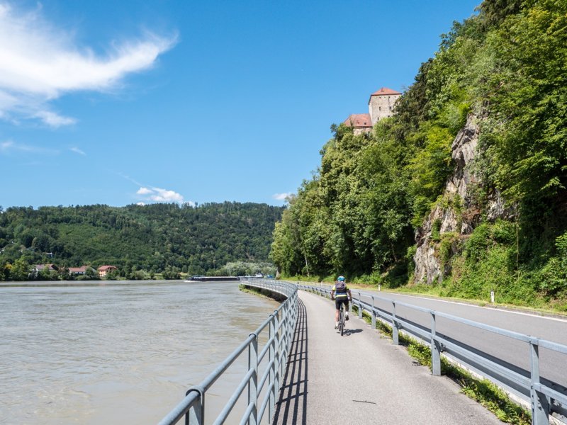 Fietspad langs de Donau