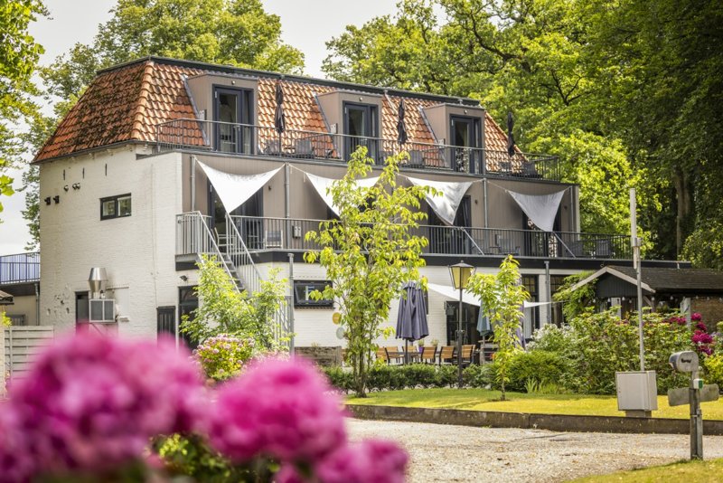 Hotel Jans - achterterras