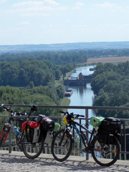 Fietsen Elbe